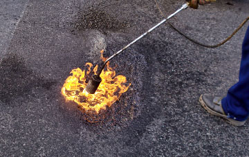 Winshill flat roofing repairs